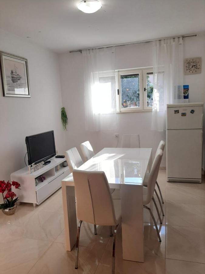 Giovanna - Spacious Lovely Apartment 수페타르 외부 사진